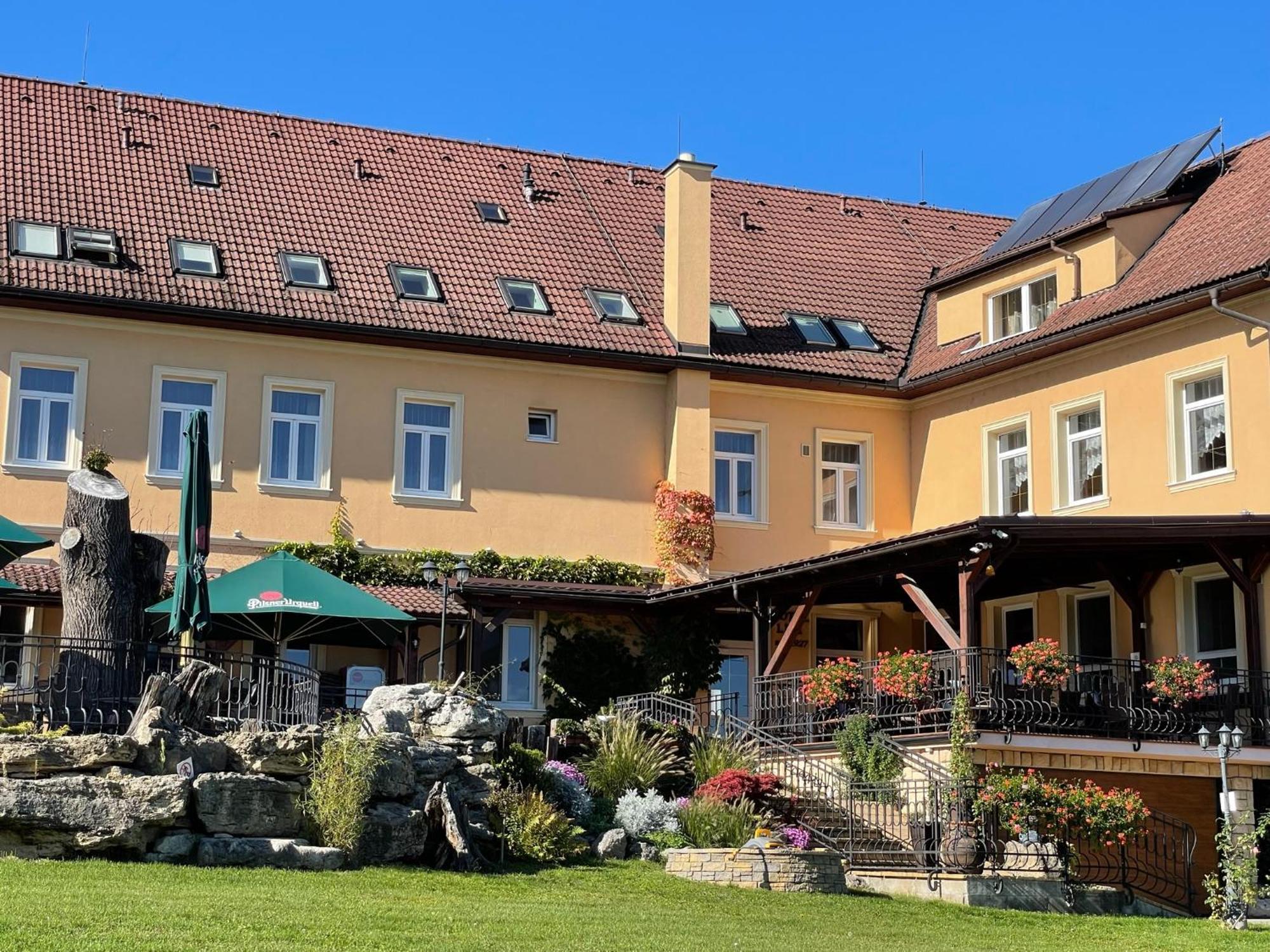 Hotel Lipa Bojnice Exterior foto