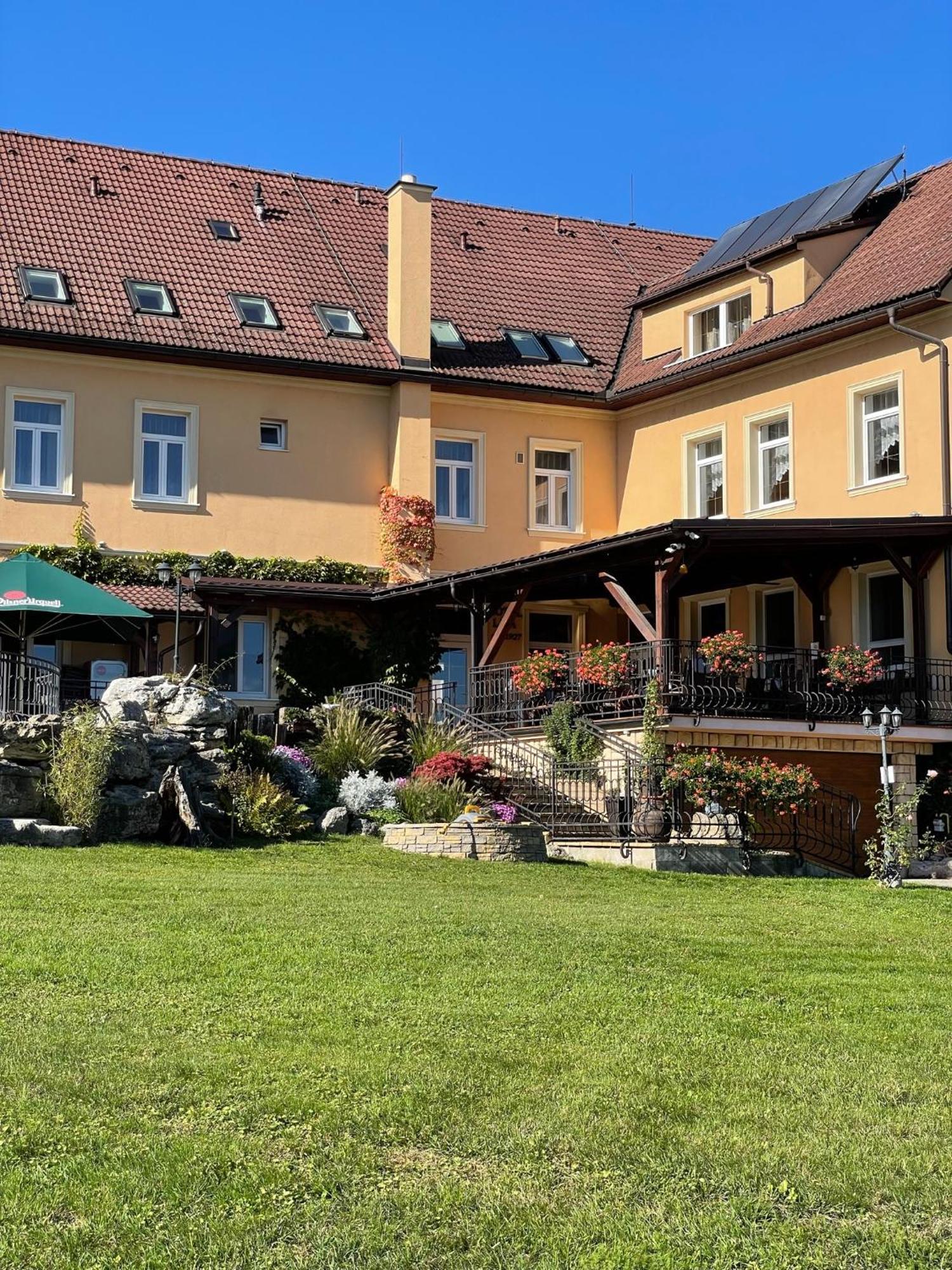 Hotel Lipa Bojnice Exterior foto