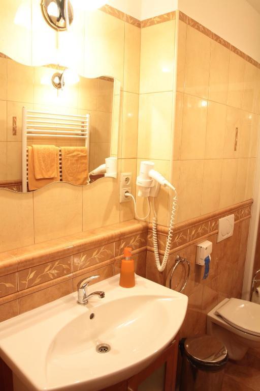 Hotel Lipa Bojnice Quarto foto